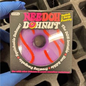 Needoh Dohnut Switch & Snap Frosting Donut - Purple with Red Drizzle